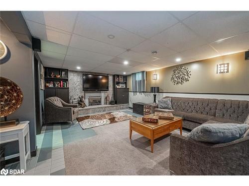 1923 10Th Line, Innisfil, ON - Indoor With Fireplace