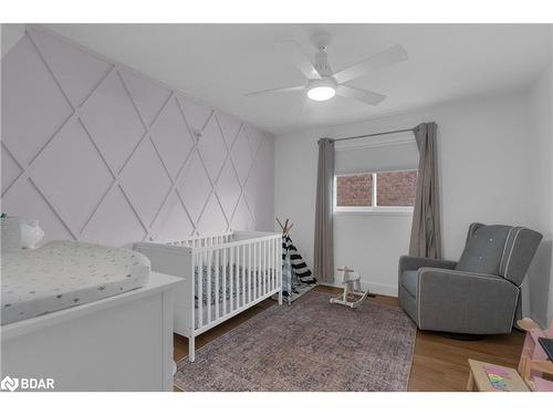 90 Larkin Drive, Barrie, ON - Indoor Photo Showing Bedroom