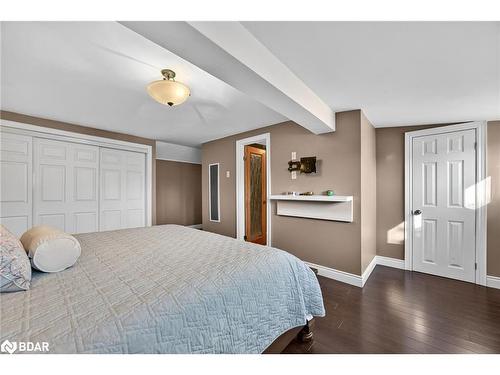 35 Glenridge Road, Barrie, ON - Indoor Photo Showing Bedroom