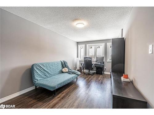 99 Mcintyre Drive, Barrie, ON - Indoor