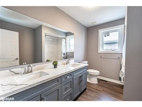 99 Mcintyre Drive, Barrie, ON - Indoor Photo Showing Bathroom