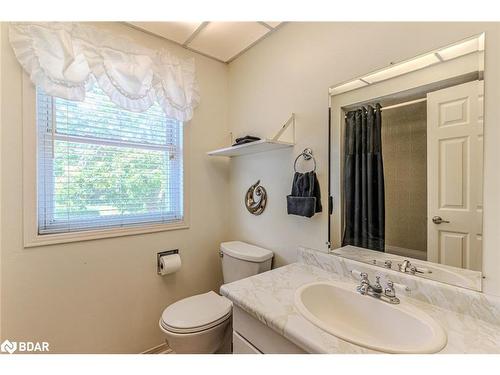 39 Grandview Crescent, Oro-Medonte, ON - Indoor Photo Showing Bathroom