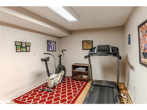 39 Grandview Crescent, Oro-Medonte, ON - Indoor Photo Showing Gym Room