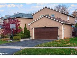 4207 Trapper Crescent  Mississauga, ON L5L 3A7