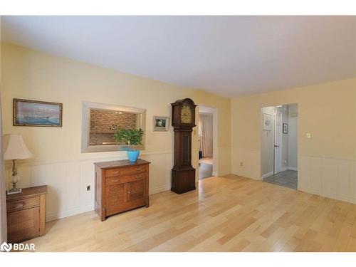 4207 Trapper Crescent, Mississauga, ON - Indoor