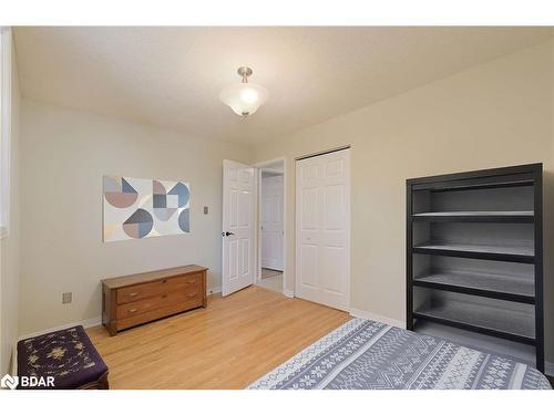 4207 Trapper Crescent, Mississauga, ON - Indoor