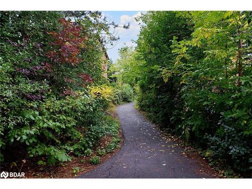 4207 Trapper Crescent, Mississauga, ON - Outdoor