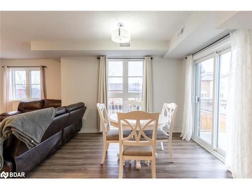 2-141 Sydenham Wells, Barrie, ON - Indoor Photo Showing Other Room