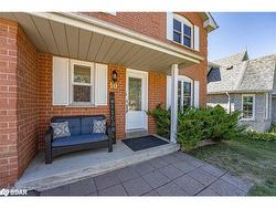 10 Carter Road  Barrie, ON L4N 7L1