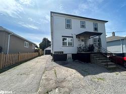 4-30 Classic Avenue  Welland, ON L3B 1P4