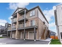 5-23 Hay Lane  Barrie, ON L9J 0V6