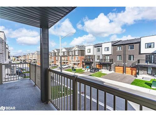 5-23 Hay Lane, Barrie, ON - Outdoor With Balcony