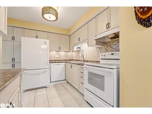 44-1 Royalwood Court  Hamilton, ON L8E 4Y3