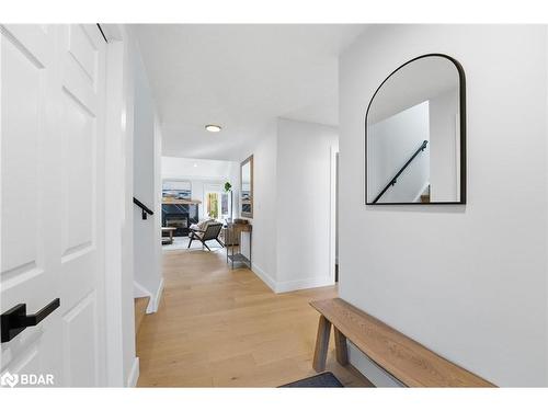 32 Dickinson Court, Elora, ON - Indoor Photo Showing Other Room