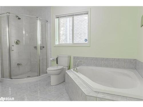465 Ferndale Drive N, Barrie, ON - Indoor Photo Showing Bathroom