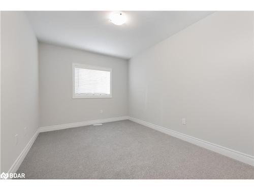 22 Mcconnell Crescent, Bracebridge, ON - Indoor Photo Showing Other Room