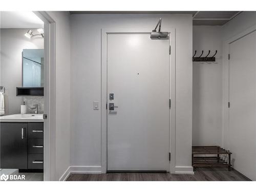 210-40 Esplanade Lane, Grimsby, ON - Indoor Photo Showing Other Room