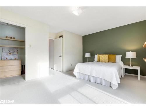 4097 Pheasant Run, Mississauga, ON - Indoor Photo Showing Bedroom