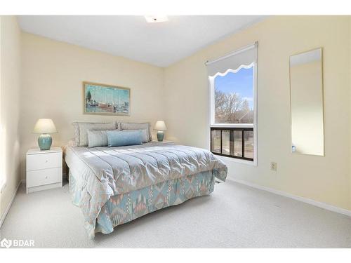 4097 Pheasant Run, Mississauga, ON - Indoor Photo Showing Bedroom