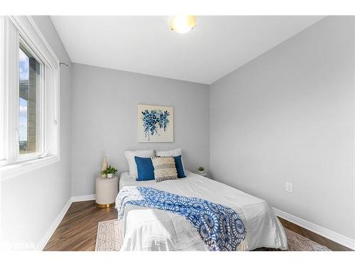 83 Longboat Run W, Brantford, ON - Indoor Photo Showing Bedroom