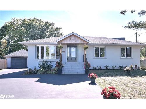 390 Wendall Place  Oakville, ON L6K 2M1