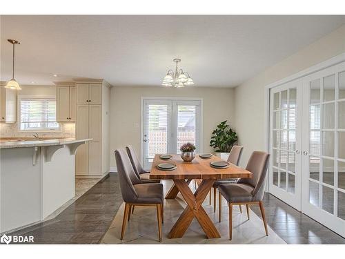 10 Grew Crescent, Penetanguishene, ON - Indoor Photo Showing Dining Room