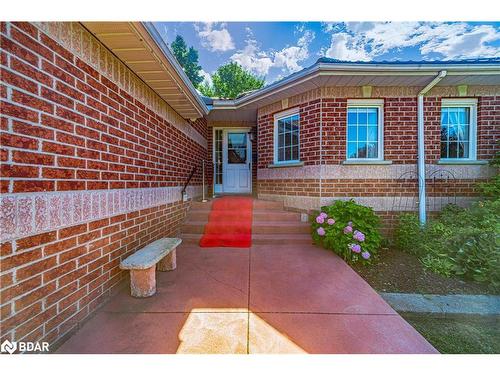 8 Kell Place, Barrie, ON - Outdoor