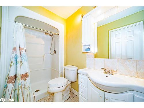 8 Kell Place, Barrie, ON - Indoor Photo Showing Bathroom