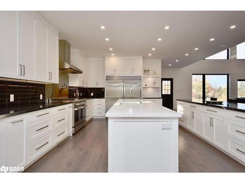 57 Glenhuron Drive, Springwater, ON - Indoor Photo Showing Kitchen With Upgraded Kitchen