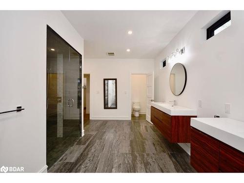 57 Glenhuron Drive, Springwater, ON - Indoor Photo Showing Bathroom