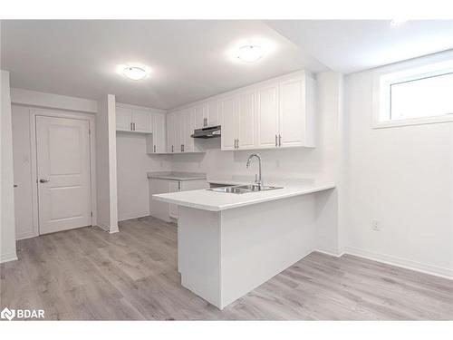 112 West Oak Trail, Barrie, ON - Indoor Photo Showing Kitchen With Double Sink