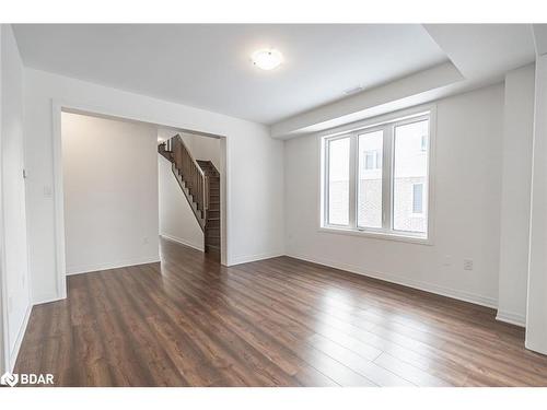 112 West Oak Trail, Barrie, ON - Indoor Photo Showing Other Room