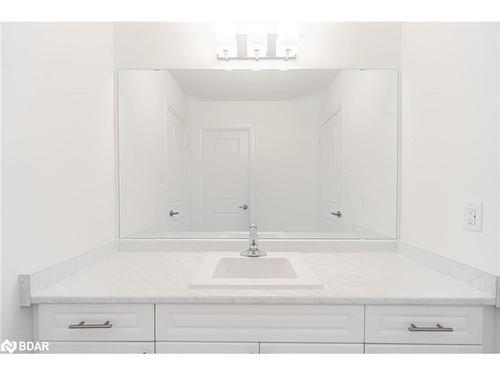 112 West Oak Trail, Barrie, ON - Indoor