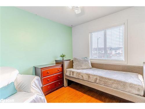 2185 Ferguson Street, Innisfil, ON - Indoor Photo Showing Bedroom