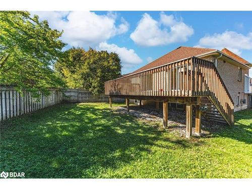 Upper-9 Kestrel Court, Barrie, ON - Outdoor With Deck Patio Veranda