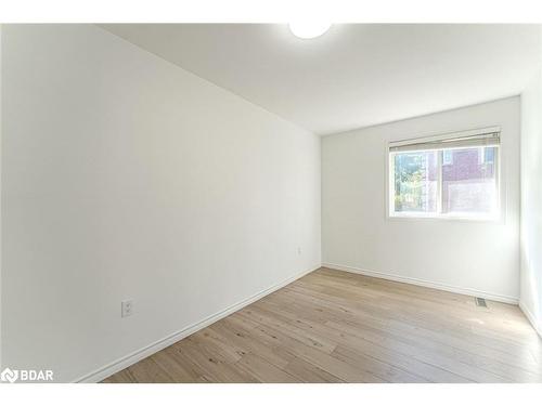 Upper-9 Kestrel Court, Barrie, ON - Indoor Photo Showing Other Room