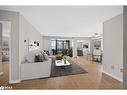 907-301 Frances Avenue, Hamilton, ON  - Indoor Photo Showing Living Room 