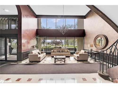 907-301 Frances Avenue, Hamilton, ON - 