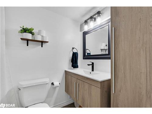 1204-215 Glenridge Avenue, St. Catharines, ON - Indoor Photo Showing Bathroom