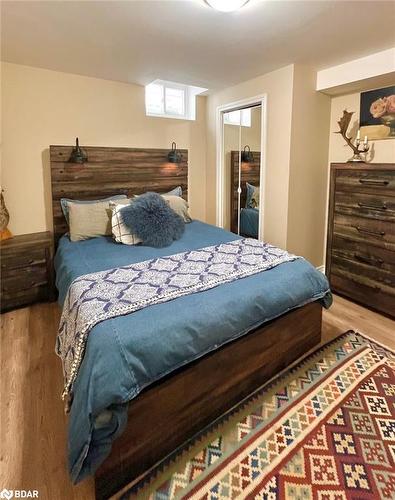 10 Waterfront Circle, Collingwood, ON - Indoor Photo Showing Bedroom