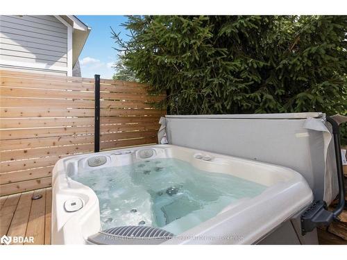 10 Waterfront Circle, Collingwood, ON - Outdoor With Exterior