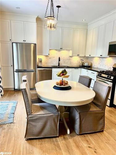 10 Waterfront Circle, Collingwood, ON - Indoor