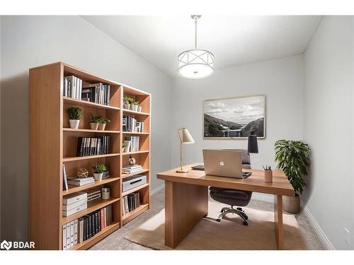 404-295 Cundles Road East, Barrie, ON - Indoor Photo Showing Office