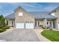 11-125 Huronia Road  Barrie, ON L4N 4G1