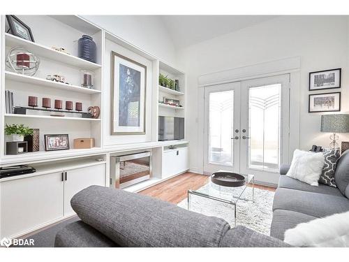 11-125 Huronia Road, Barrie, ON - Indoor