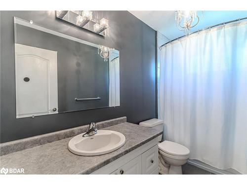3678 Kimberley Street, Innisfil, ON - Indoor Photo Showing Bathroom