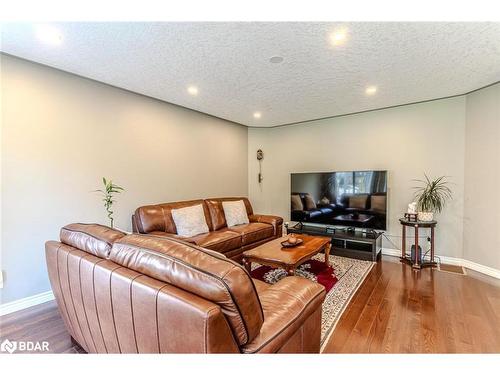 3678 Kimberley Street, Innisfil, ON - Indoor