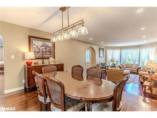 3678 Kimberley Street, Innisfil, ON - Indoor Photo Showing Dining Room