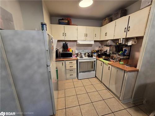 103-40 Homewood Avenue, Toronto, ON - Indoor Photo Showing Kitchen