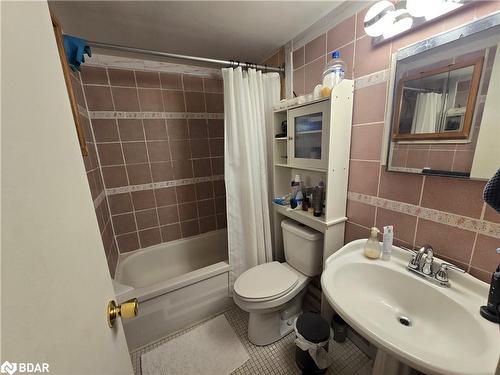 103-40 Homewood Avenue, Toronto, ON - Indoor Photo Showing Bathroom